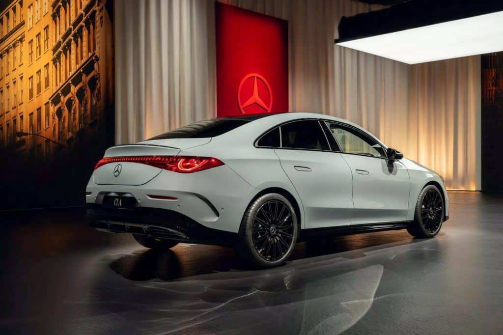 mercedes-benz việt nam thay đổi lãnh đạo, hé lộ loạt sản phẩm mới - Giá Xe 24H